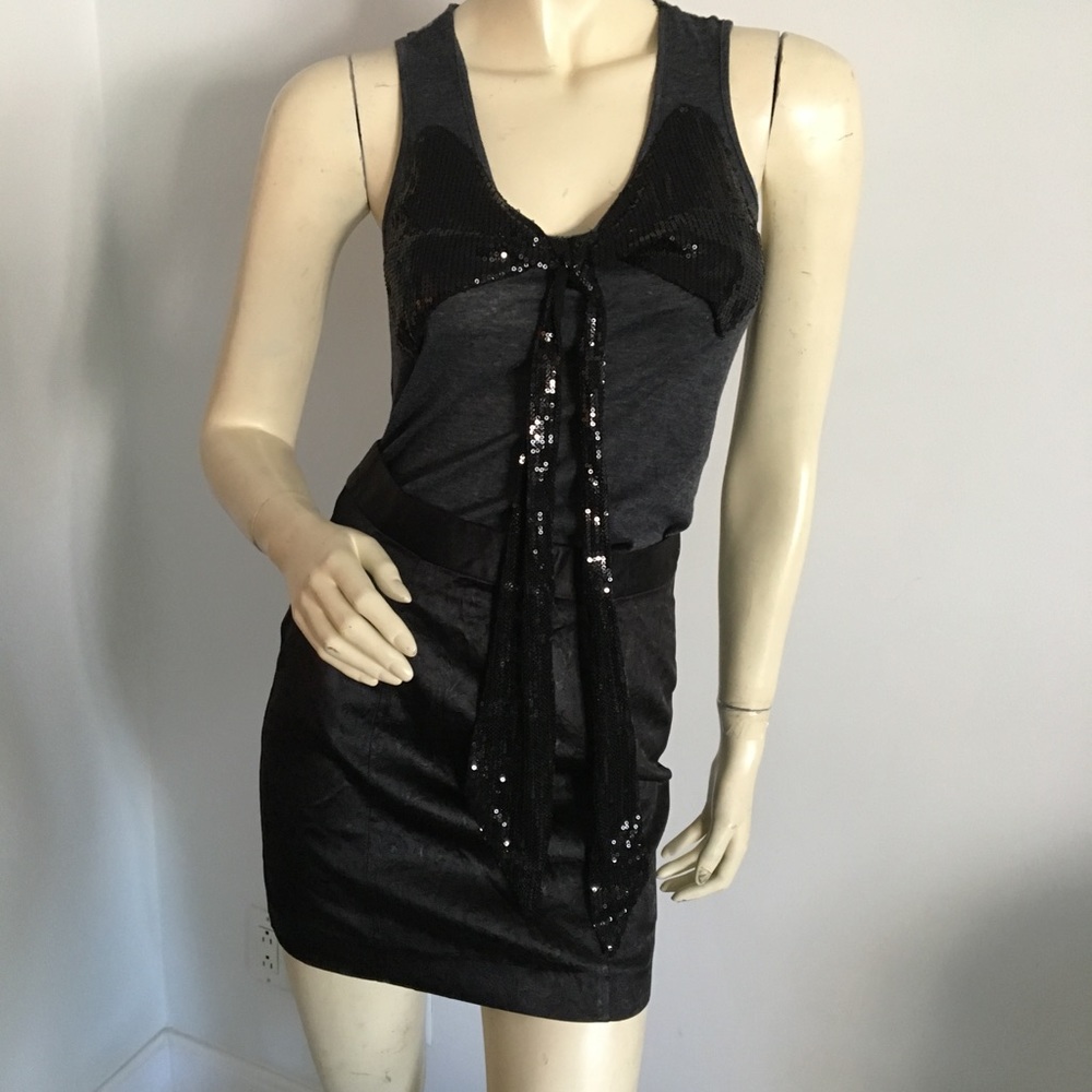 Free generation Knit tank top with black sequin bow. Size medium